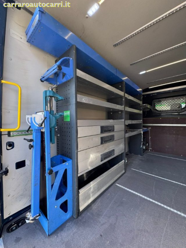 VOLKSWAGEN Crafter usata, con Servosterzo