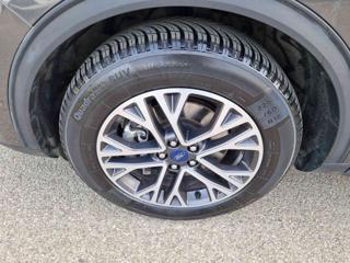 FORD Kuga usata, con Sistema di navigazione