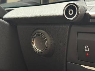 OPEL Astra usata, con Controllo vocale
