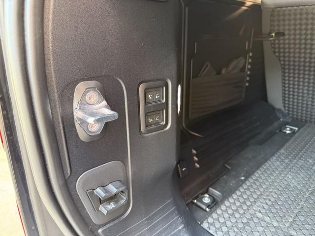 LAND ROVER Defender usata, con Chiusura centralizzata