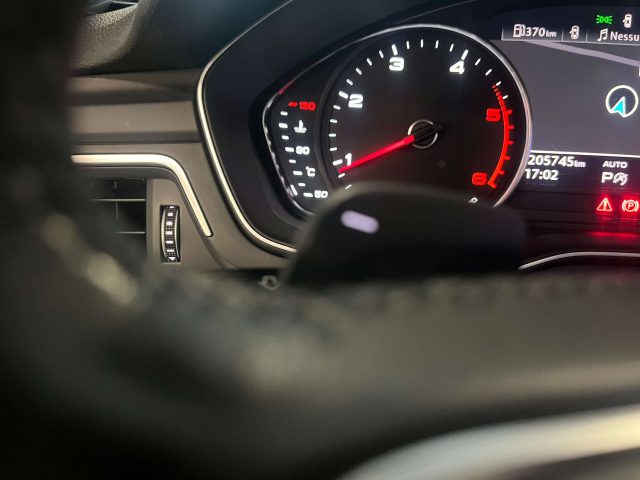 AUDI A4 usata, con Controllo trazione