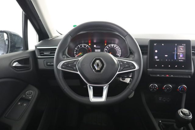 RENAULT Clio usata 15