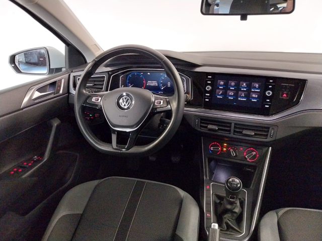 VOLKSWAGEN Polo usata, con USB