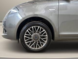 LANCIA Ypsilon usata, con Monitoraggio pressione pneumatici