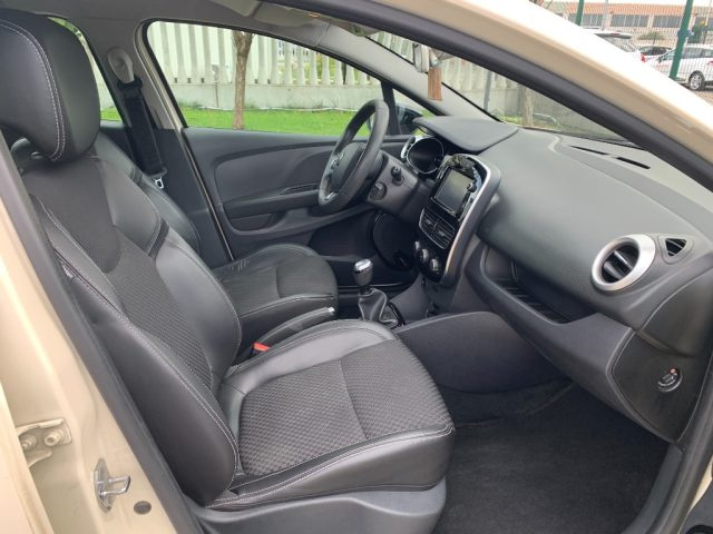 RENAULT Clio usata, con Controllo trazione