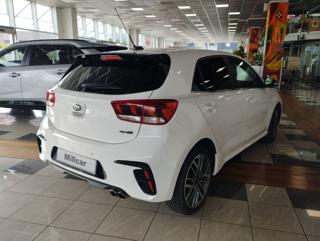 KIA Rio usata, con Airbag laterali