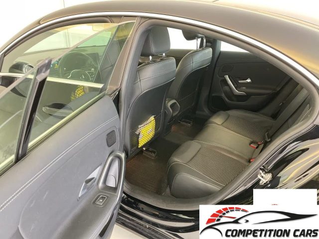 MERCEDES-BENZ CLA 200 usata, con Chiusura centralizzata