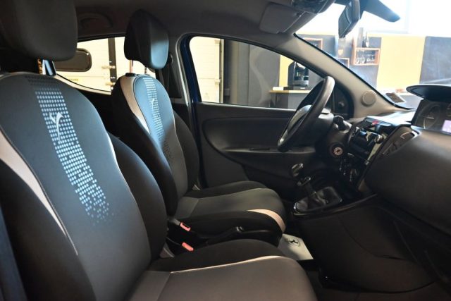 LANCIA Ypsilon usata 34