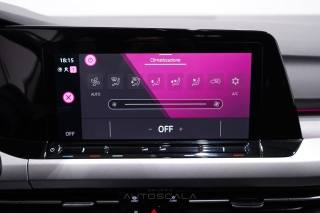 VOLKSWAGEN Golf Variant usata, con USB