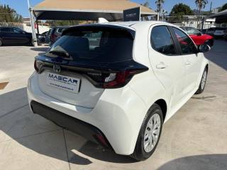 TOYOTA Yaris usata, con Boardcomputer