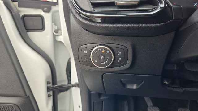 FORD Fiesta usata, con Luci diurne LED