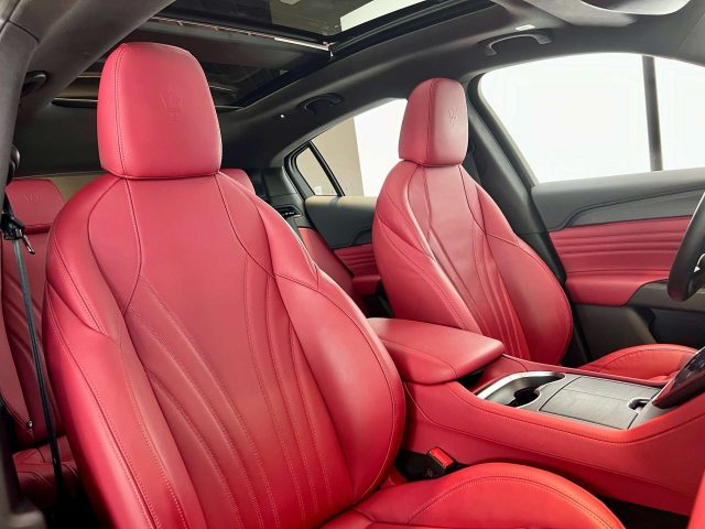 MASERATI Grecale usata, con Regolazione elettrica sedili