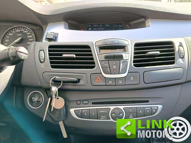 RENAULT Laguna usata, con Specchietto retrovisore con funzione antiabbagliamento
