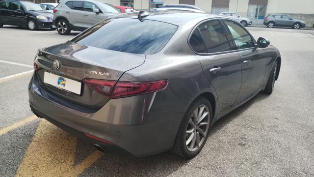 ALFA ROMEO Giulia usata, con Climatizzatore