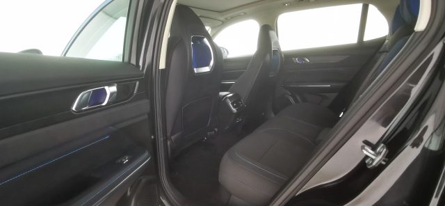 LYNK & CO 01 usata, con Sensori di parcheggio anteriori