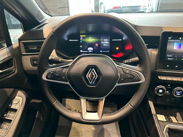 RENAULT Clio usata, con Climatizzatore