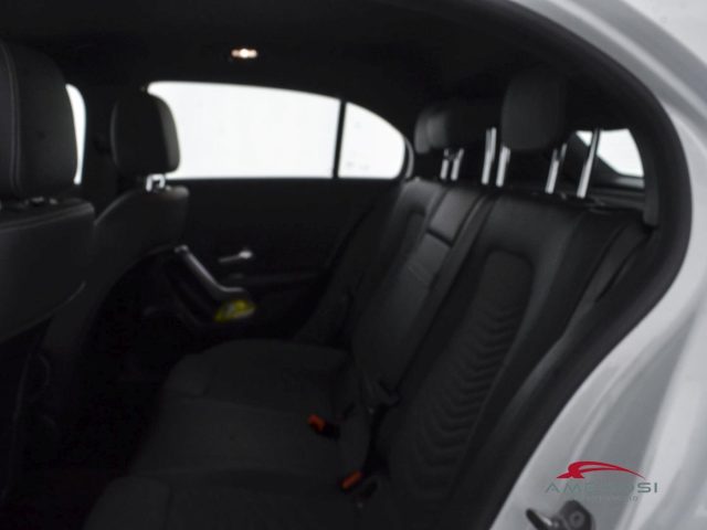 MERCEDES-BENZ A 200 usata 9