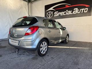 OPEL Corsa usata, con ESP