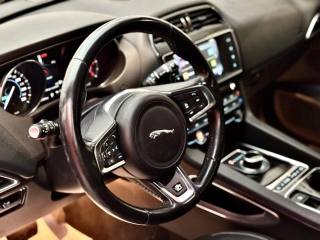 JAGUAR F-Pace usata, con Chiusura centralizzata