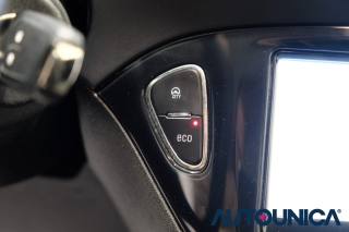 OPEL Corsa usata, con Specchietti laterali elettrici