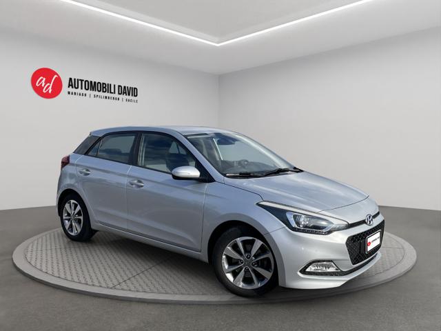 HYUNDAI i20 usata, con Airbag