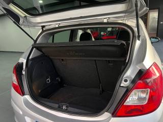 OPEL Corsa usata, con Controllo trazione