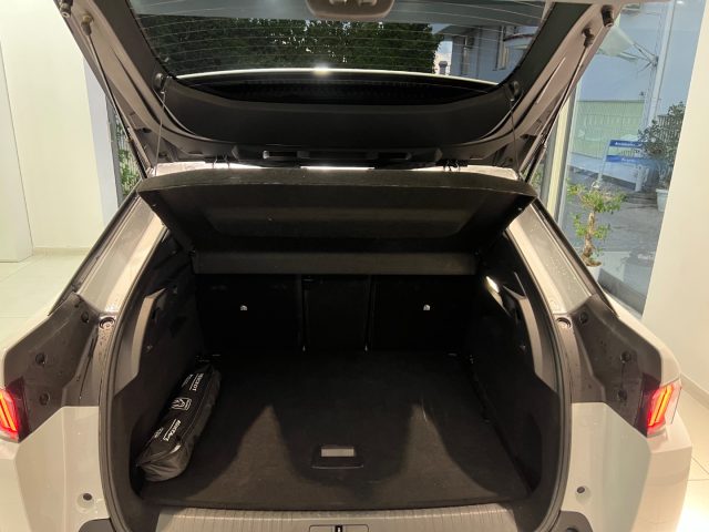 PEUGEOT 3008 usata, con Touch screen