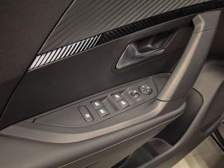 PEUGEOT 2008 usata, con Controllo trazione