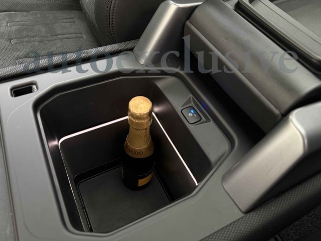 LAND ROVER Defender usata, con Fendinebbia