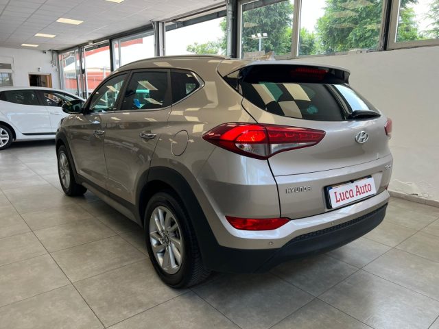 HYUNDAI Tucson usata, con Autoradio