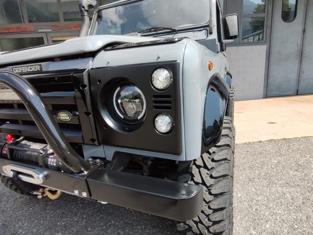 LAND ROVER Defender usata 17