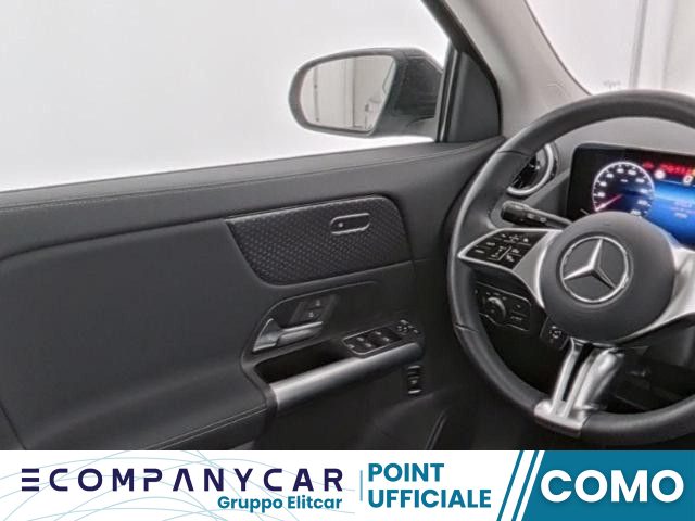 MERCEDES-BENZ GLA 200 usata, con Chiusura centralizzata