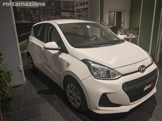 HYUNDAI i10 usata, con Autoradio