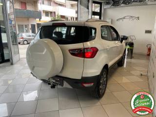 FORD EcoSport usata, con Autoradio
