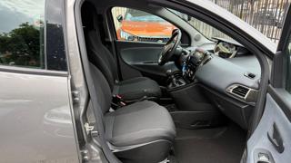 LANCIA Ypsilon usata, con USB