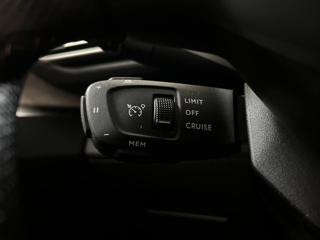 PEUGEOT 3008 usata, con Sistema di navigazione