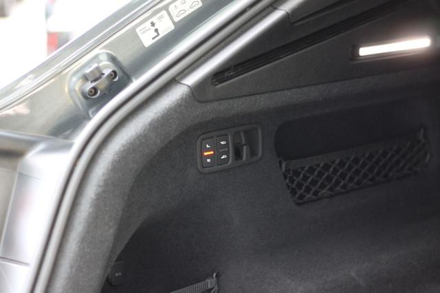 AUDI Q8 usata, con Portellone posteriore elettrico