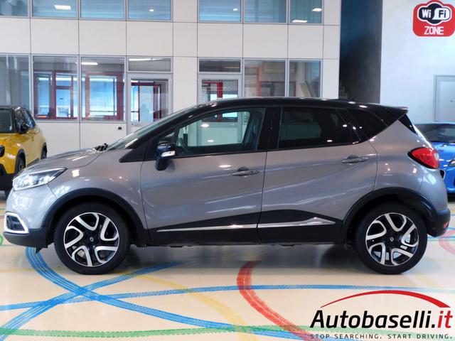 RENAULT Captur usata, con Sistema di navigazione