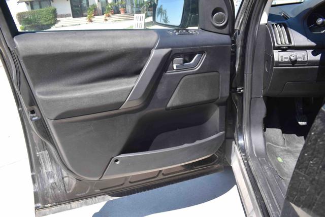 LAND ROVER Freelander usata, con Alzacristalli elettrici