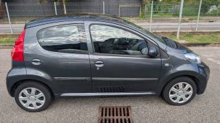 PEUGEOT 107 usata, con Chiusura centralizzata