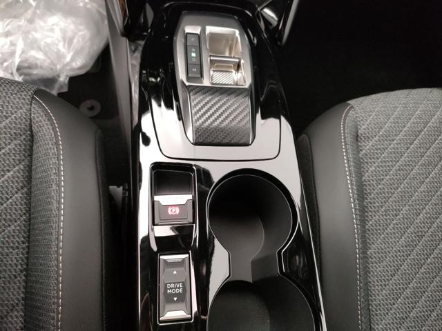 PEUGEOT 2008 usata, con Park Distance Control