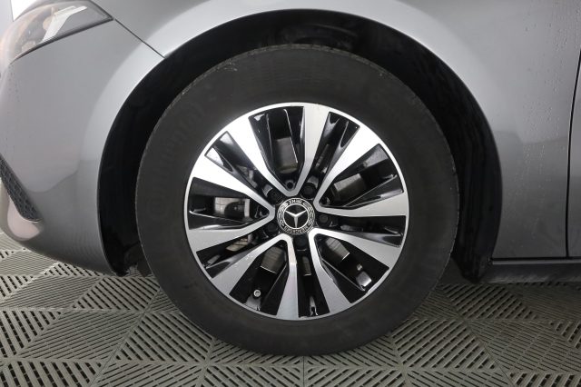 MERCEDES-BENZ A 180 usata 15