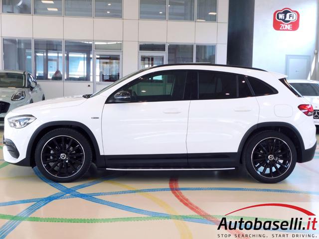 MERCEDES-BENZ GLA 180 usata, con Volante in pelle