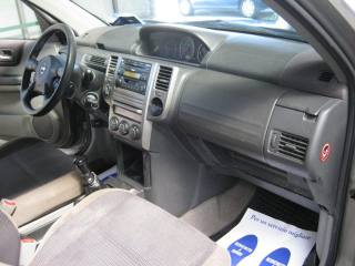 NISSAN X-Trail usata, con Autoradio