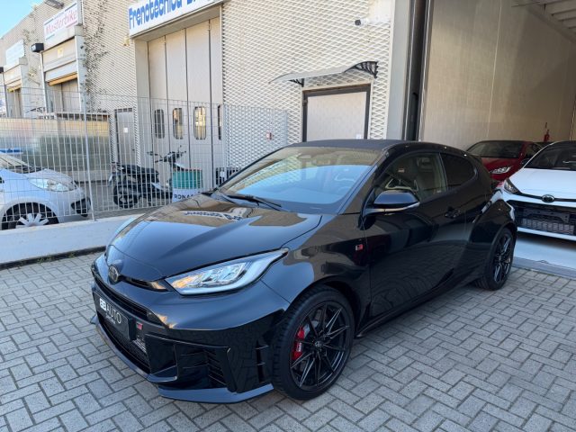 TOYOTA Yaris usata, con Airbag laterali