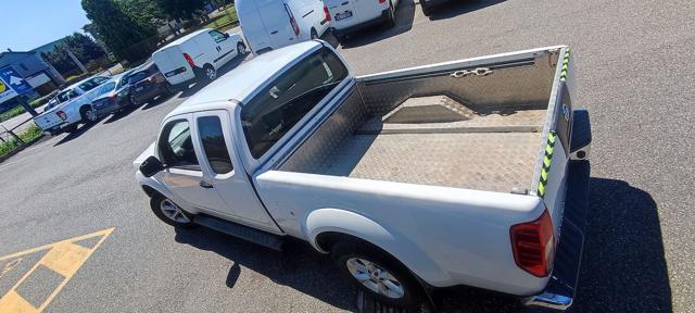 NISSAN Navara usata, con Boardcomputer
