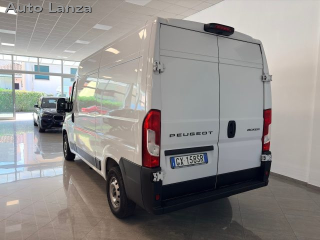 PEUGEOT Boxer usata, con Alzacristalli elettrici