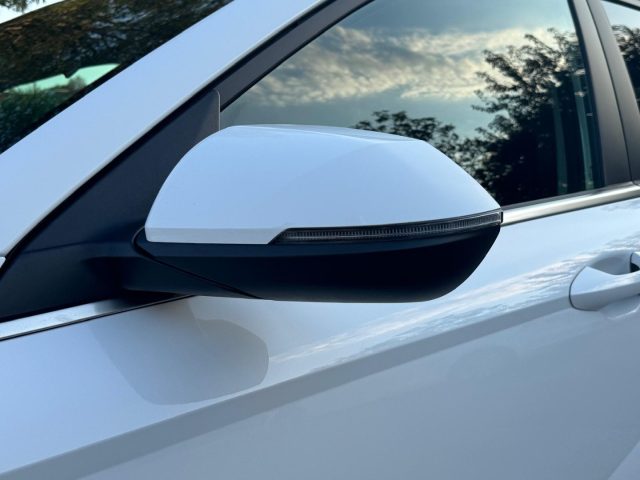 HYUNDAI Kona usata, con Autoradio