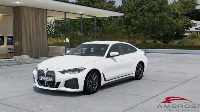 BMW i4 usata 0