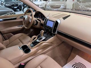 PORSCHE Cayenne usata, con Sistema di navigazione